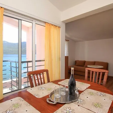 Zuronja Apartment